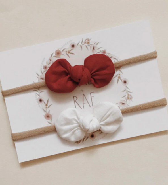 Red and White Bow Set